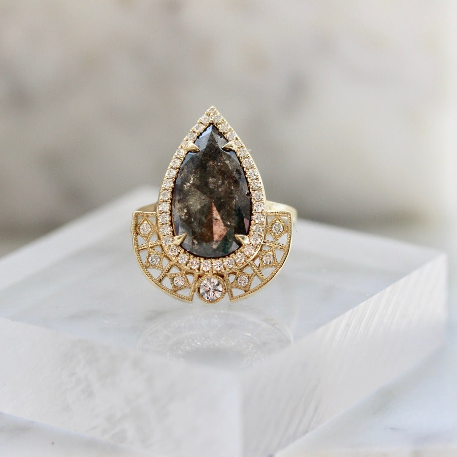 Samira Pear Cut Salt and Pepper Ring in Yellow Gold