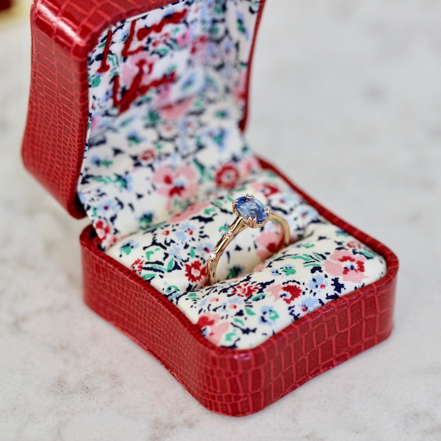 Wonderland Oval Cut Ceylon Sapphire Ring