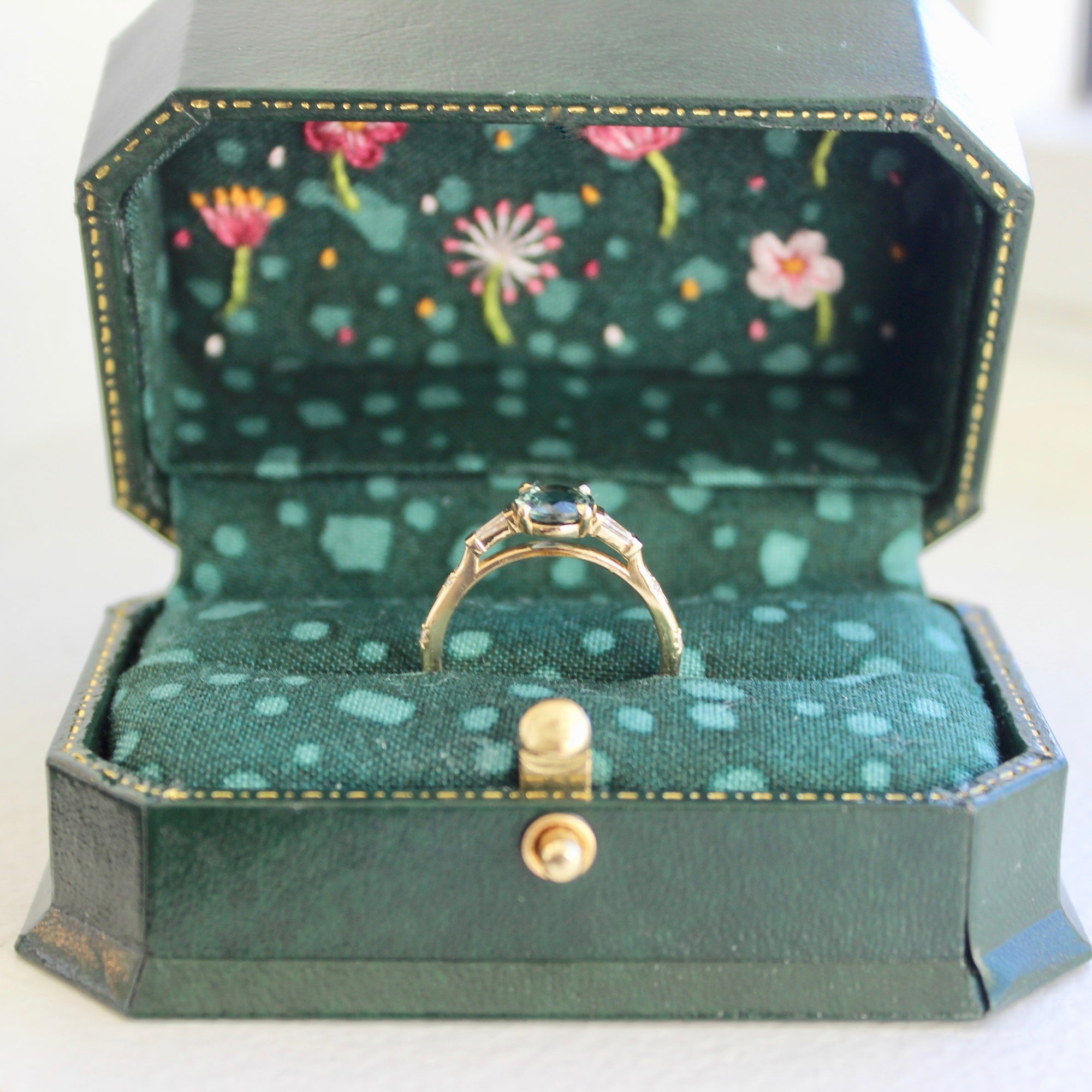 Cuffing Season Green Round Brilliant Cut Sapphire Ring