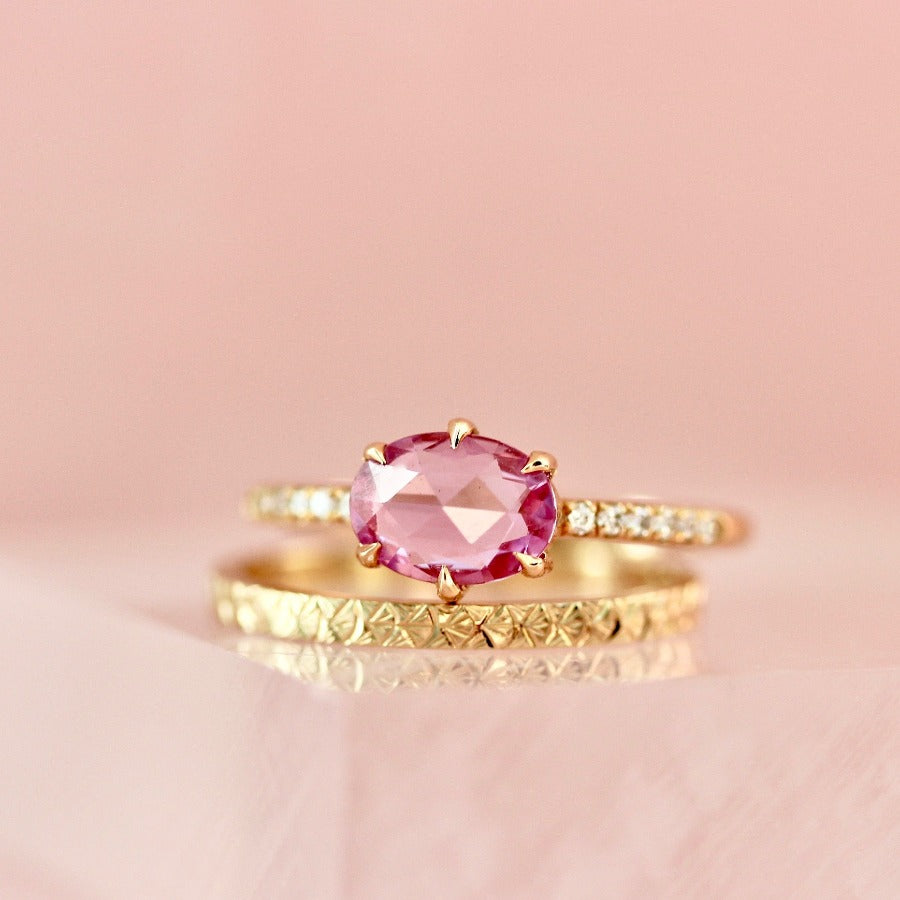 
            Duchess Hot Pink Oval Rose Cut Sapphire Ring in Peach Gold
