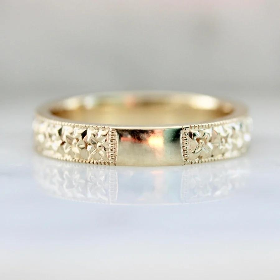 Lovelace Engraved Gold Band