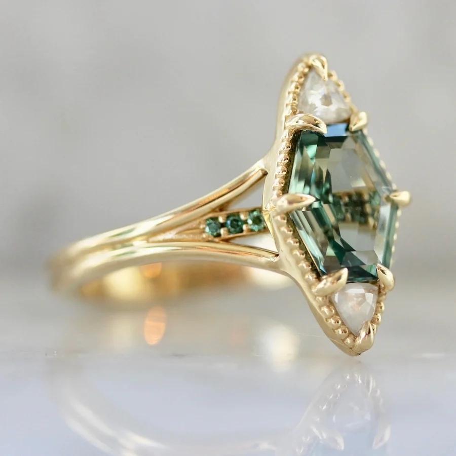 
            Maestro Green Hexagon Cut Sapphire Ring