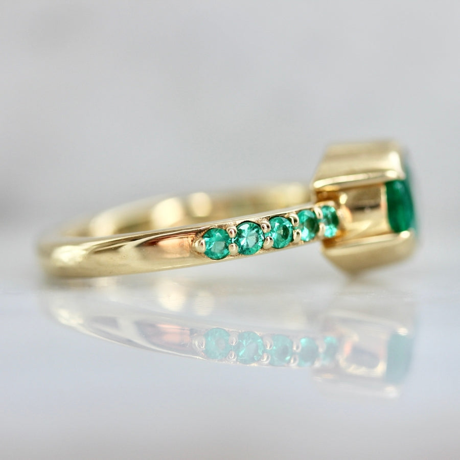 Mare Nubium Oval Cut Emerald Ring