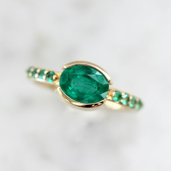 Mare Nubium Oval Cut Emerald Ring