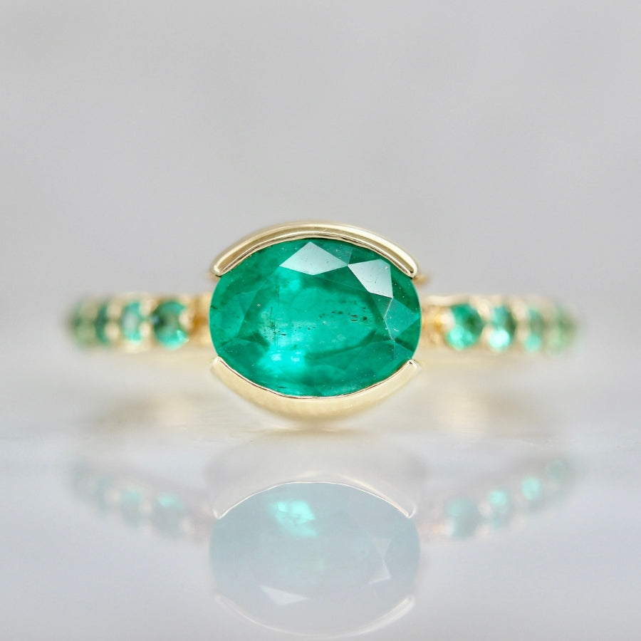 Mare Nubium Oval Cut Emerald Ring
