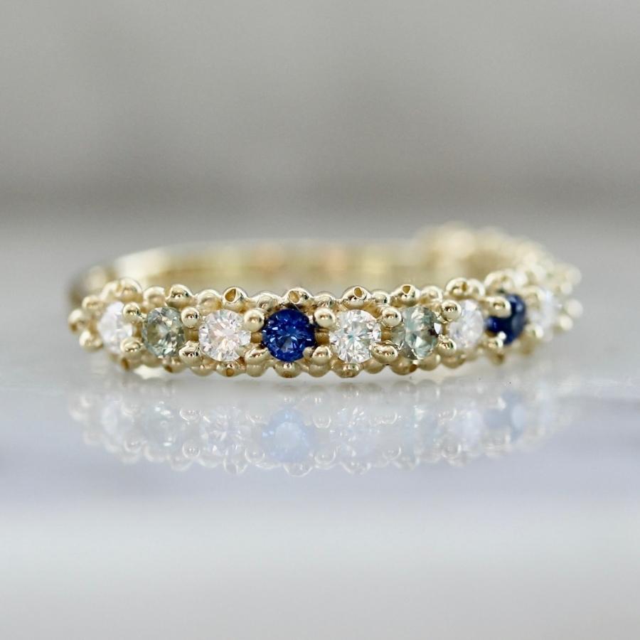 Mastique Round Brilliant Cut Sapphire Band