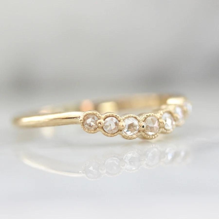 Oasis White Round Rose Cut Diamond Band