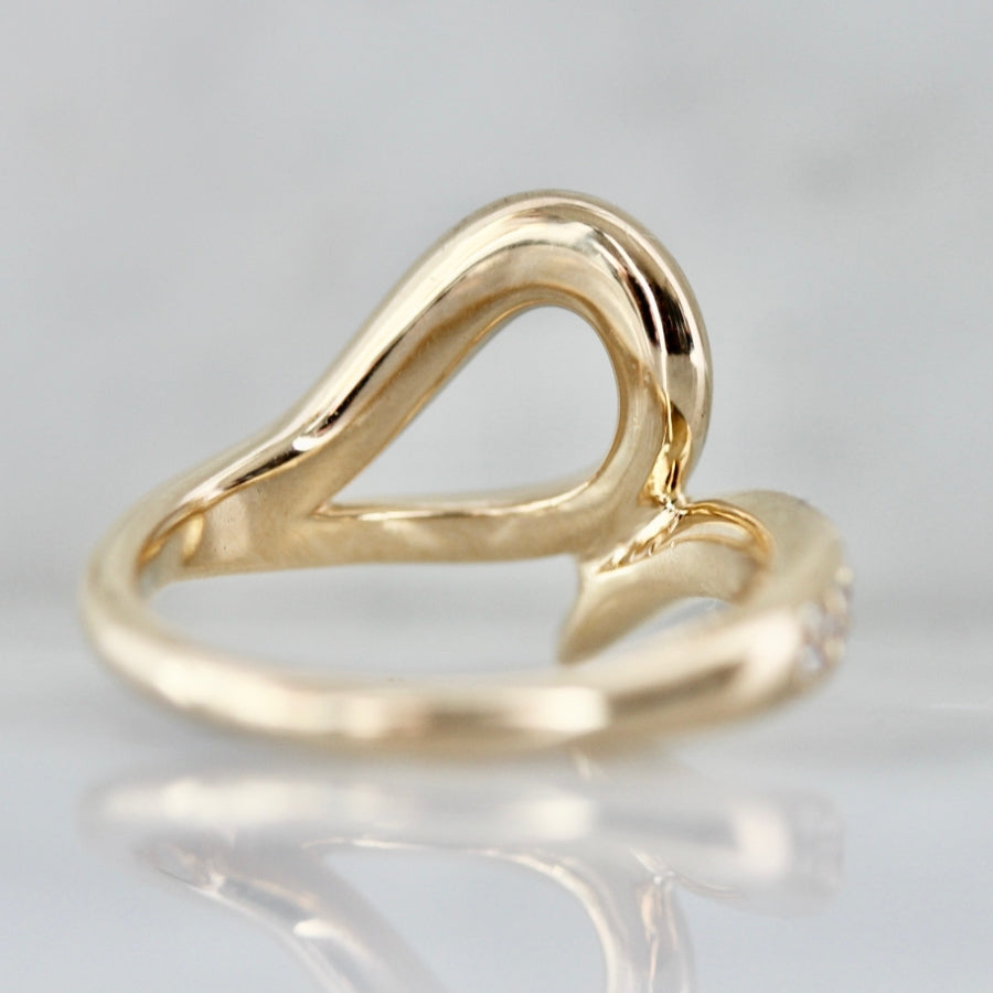 Old Money White Round Brilliant Cut Diamond Ring