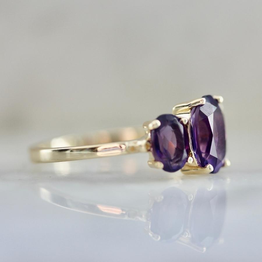 Oval the Moon Purple Amethyst Ring