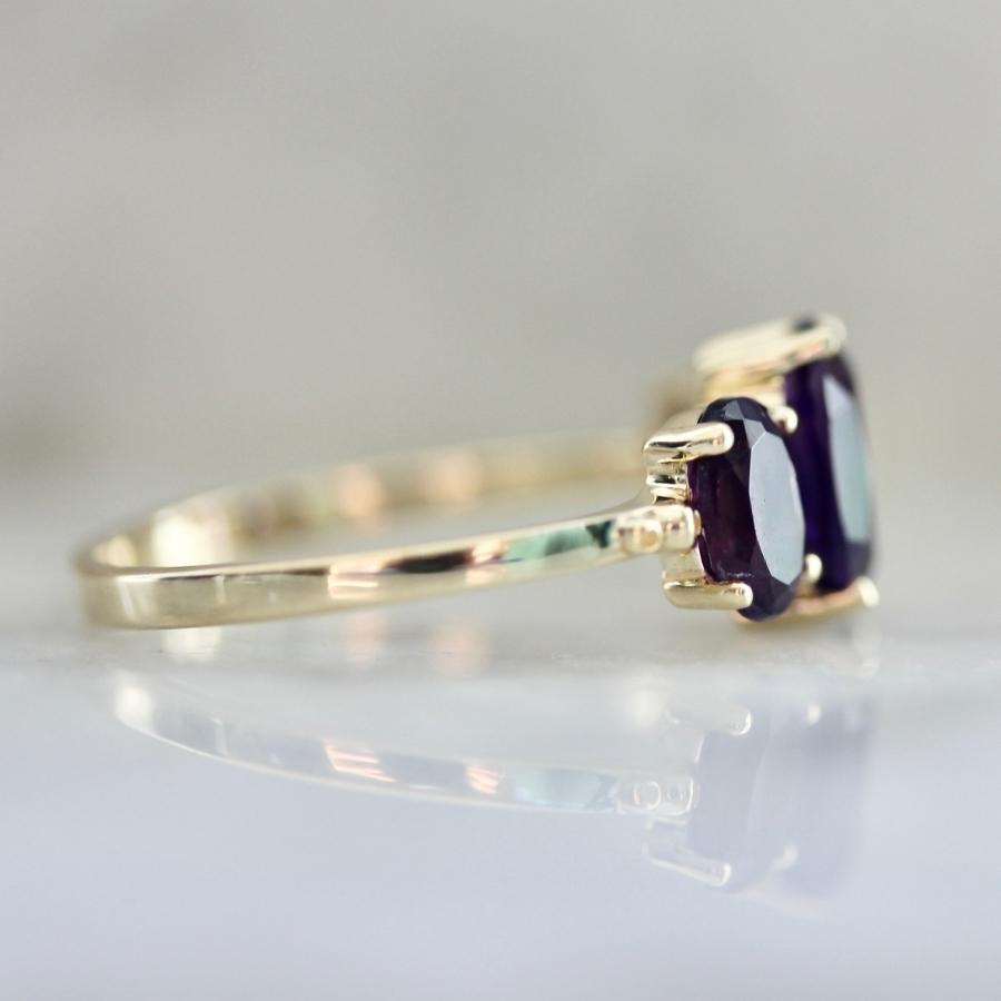 Oval the Moon Purple Amethyst Ring