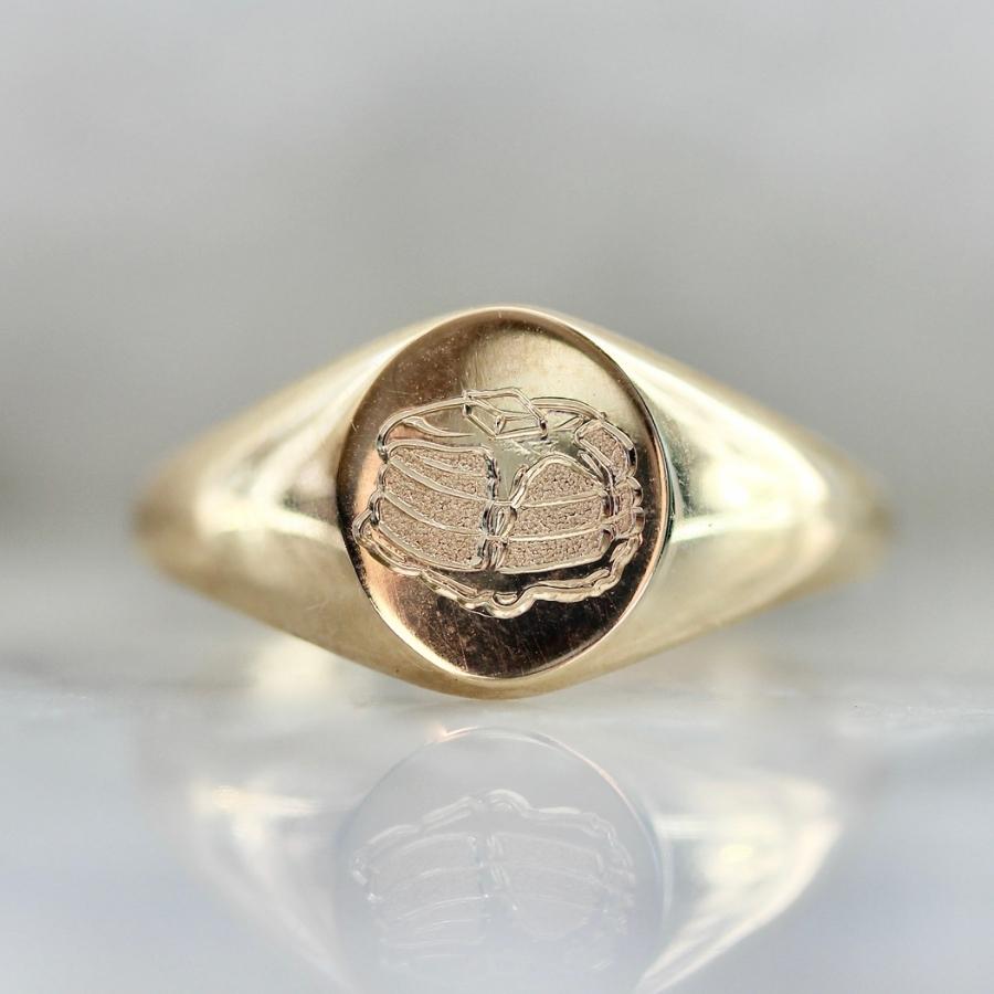 Pancake Engraved Signet Ring