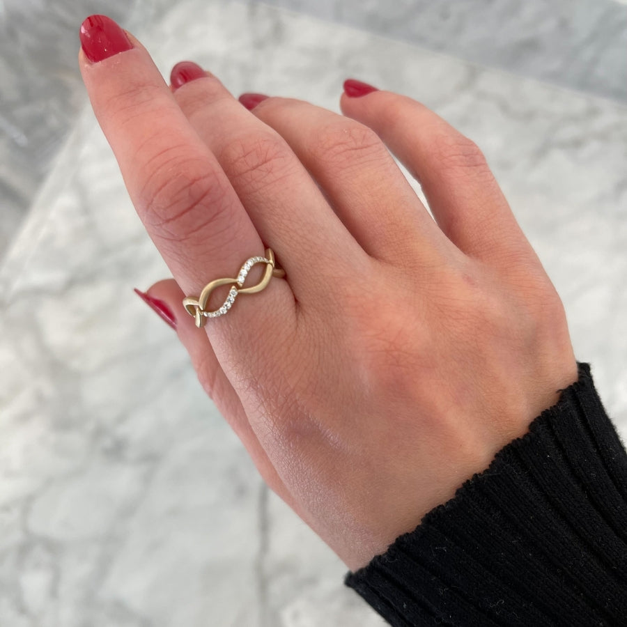 Pixie Dust Diamond Band