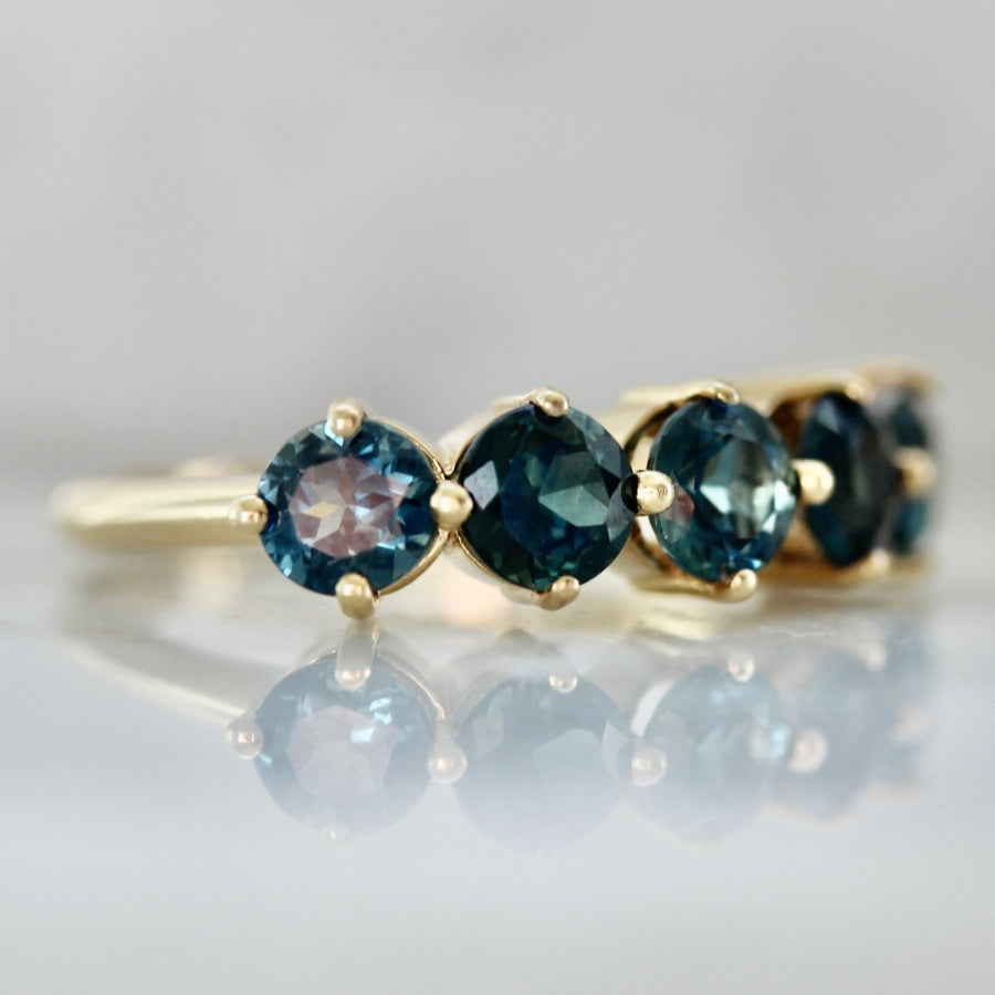 Polaris Teal Round Brilliant Cut Sapphire Band