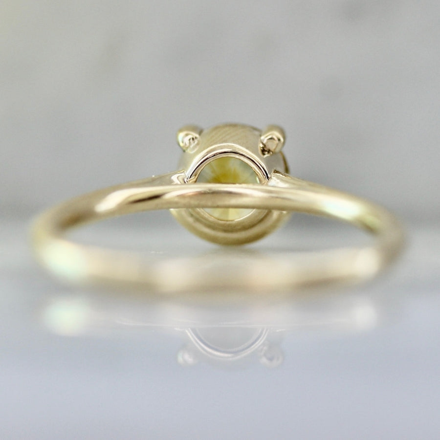 Smiley Yellow Round Brilliant Cut Montana Sapphire Ring