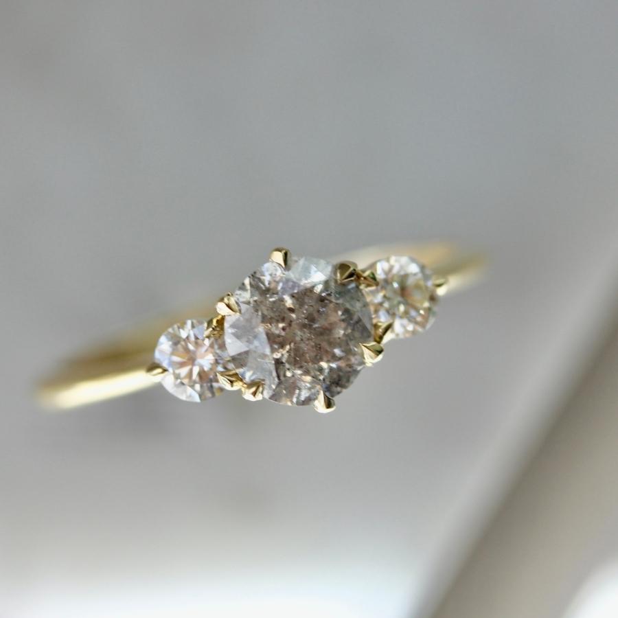 Smoke & Mirrors Salt and Pepper Round Brilliant Cut Diamond Ring