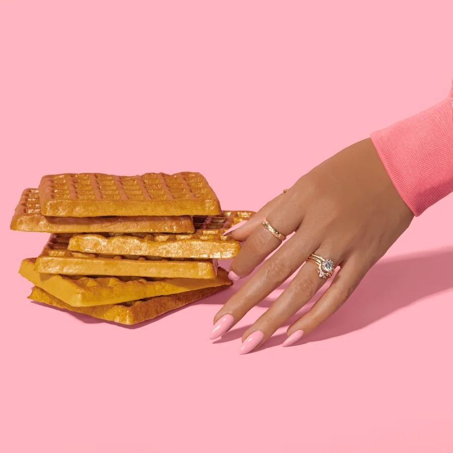 Star Born Salt & Pepper Round Brilliant Cut Diamond Ring