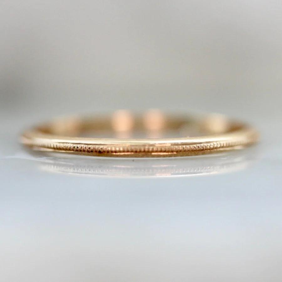 Stella Milgrain Gold Band