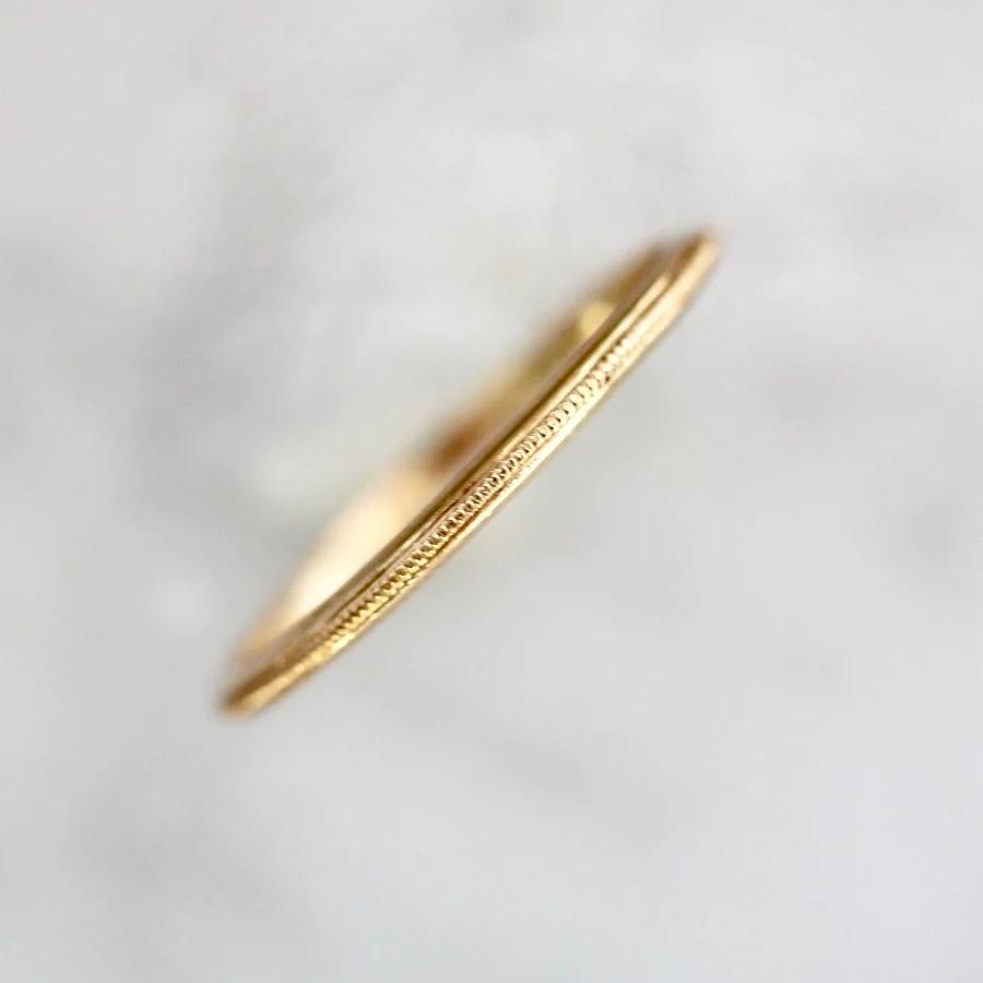 Stella Milgrain Gold Band