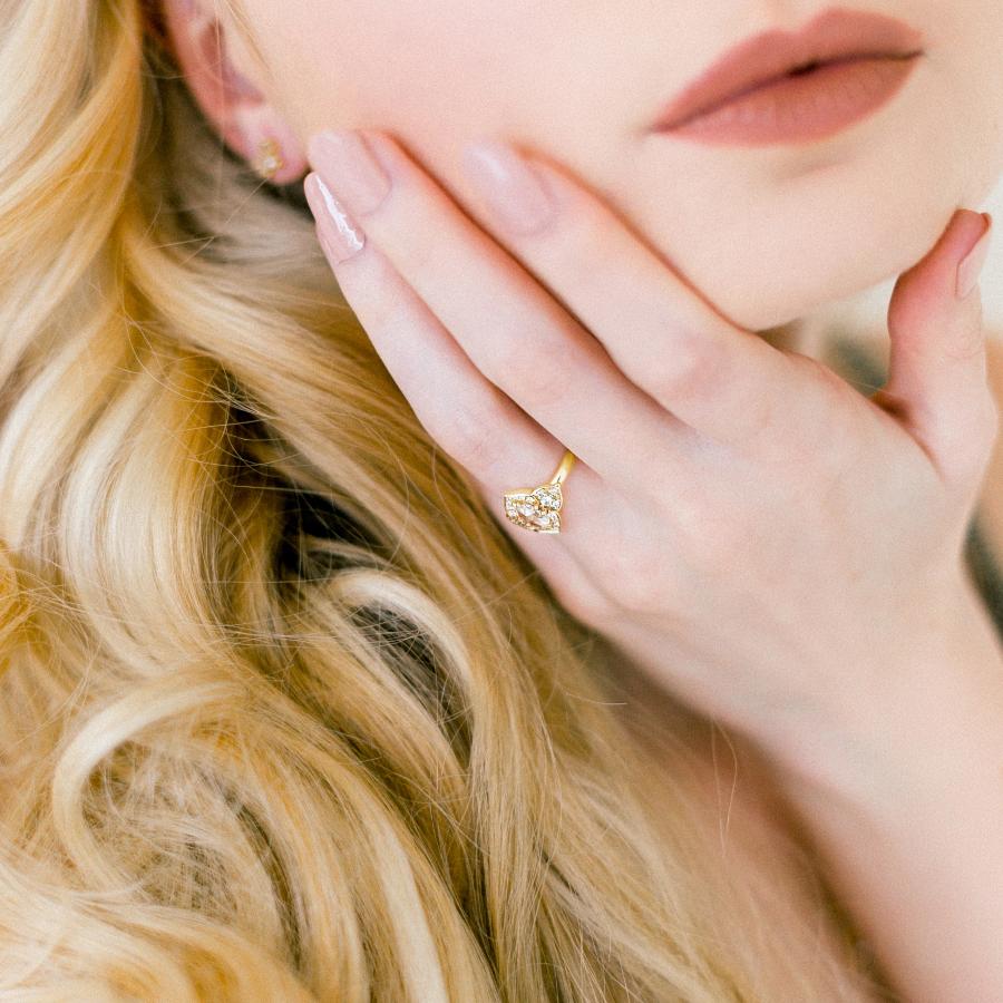 Delilah Curvy Rose Cut Diamond Ring