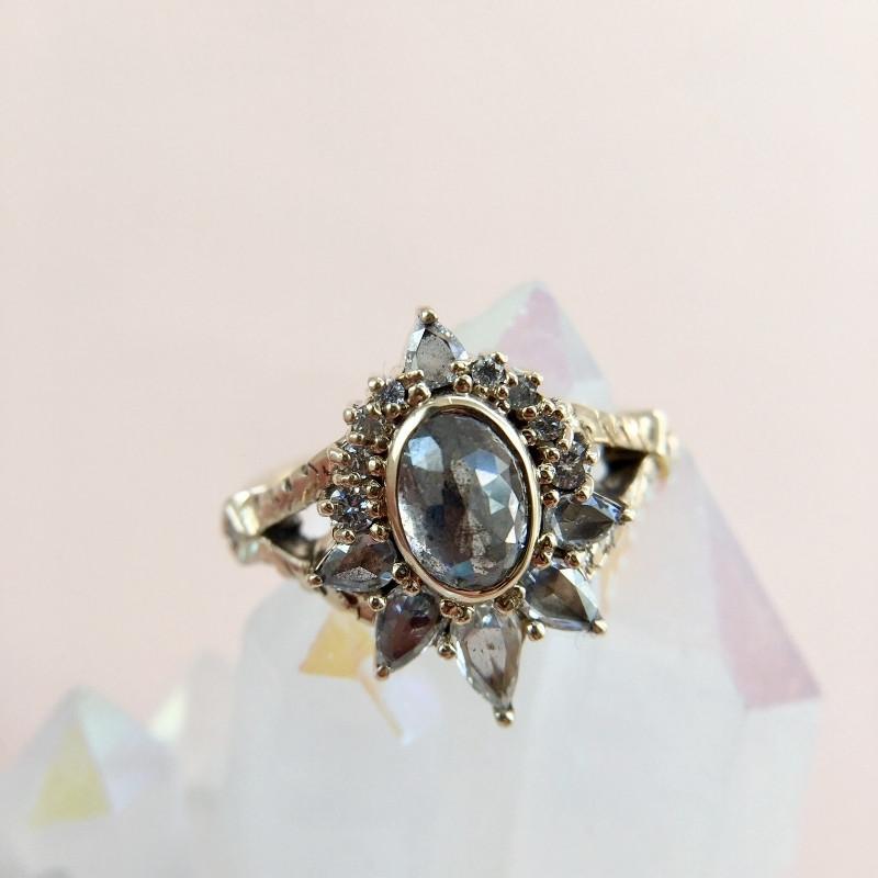 Army Of Rokosz Army Of Rokosz Salt and Pepper Oval Cut Diamond Ring