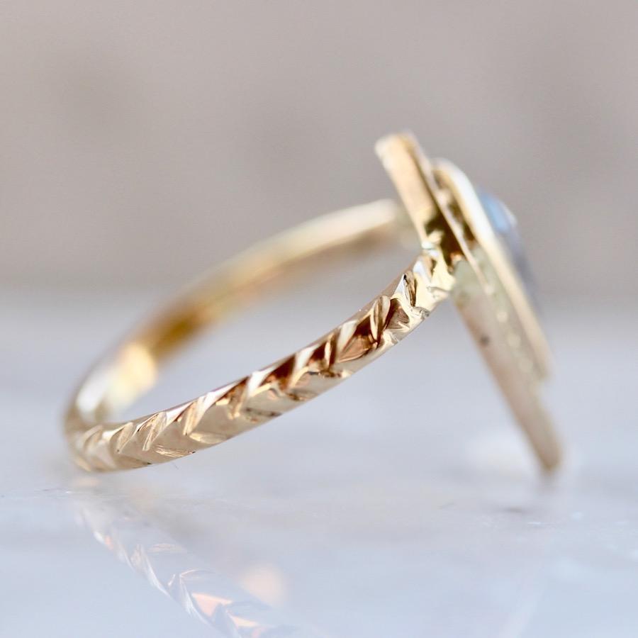 Army Of Rokosz Ring Carmen Black Diamond Kite