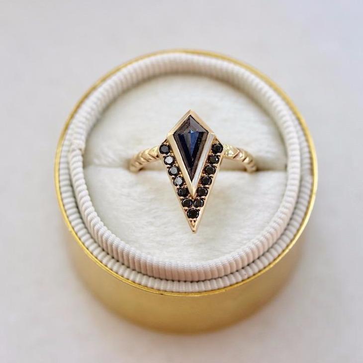 Army Of Rokosz Ring Pilar Black Diamond Kite by Army of Rokosz