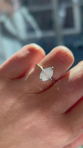 Icey Diamond Ring
