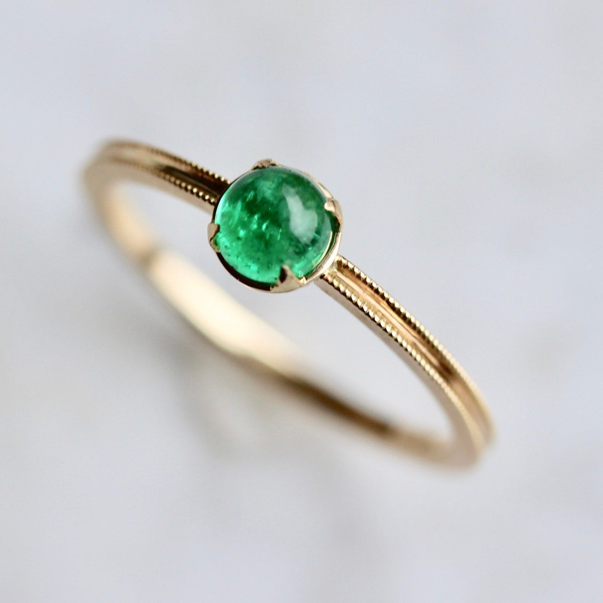 
            Elliot Gaskin Ring Current Ring Size 6.75 Chante Green Emerald Cabochon Ring