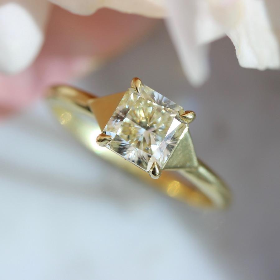 
            Larisa Lavins Ring Honey Champagne Diamond Ring