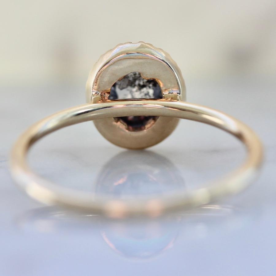 Point No Point Ring Current Ring Size 7.25 Moonshine Oval Rose Cut Salt & Pepper Diamond Ring